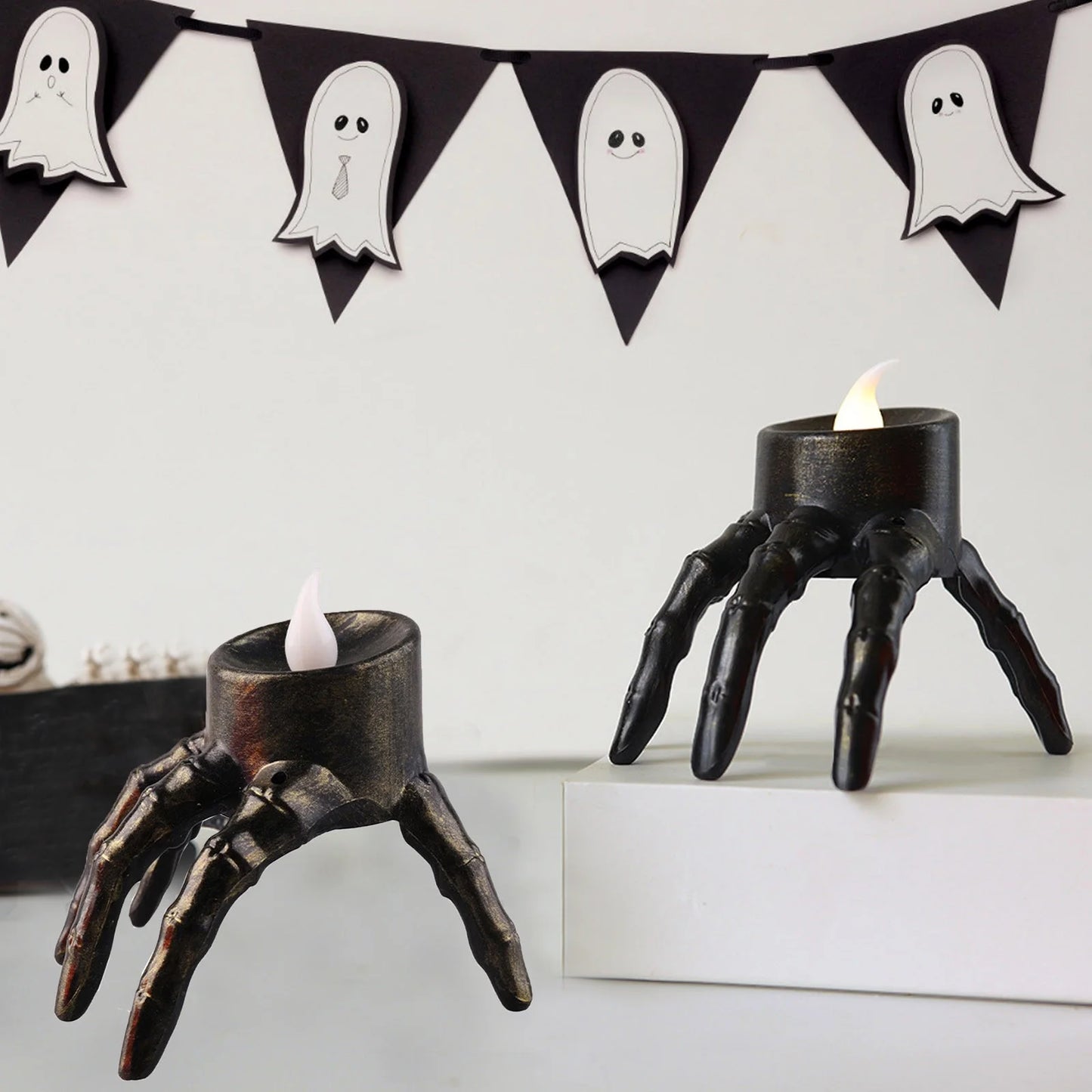 Halloween Skeleton Lights Decorations, Halloween Candles Lamp Decoration Ornament Indoor Outdoor, LED Spooky Skeleton Hand Candle, Flameless Candle for Home outside Yard Lawn Garden Party
