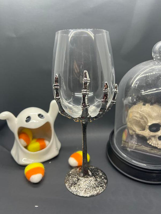 Halloween Wine Glass. Skeleton Skull Glass, Gothic Wine Glass, Halloween Party, Fall Party Home Decor, Halloween Glass,