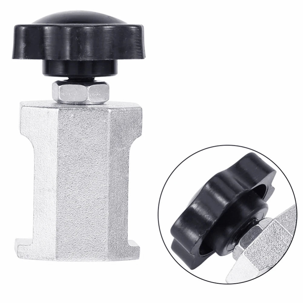 🔥【Universal Wiper Arm Puller Kit】🚗💨 Easy Removal & Repair Tool for Car Windshield Wipers!