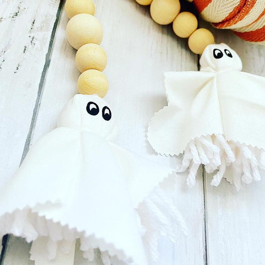 Ghost Halloween Beaded Garland, Halloween Decor, Halloween Farmhouse Bead Garland