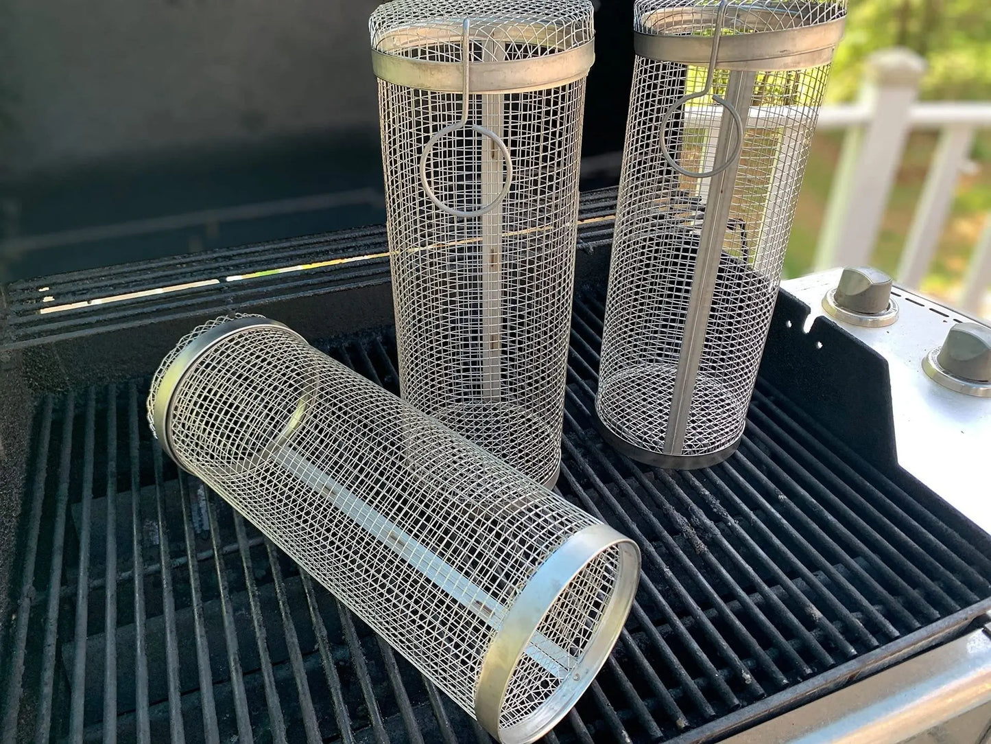 Rolling Grilling Basket Metal BBQ Barbecue Basket Net Portable Outdoor Camping Barbecue Rack Kitchen Gadgets YIWUGO Store