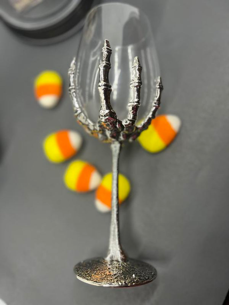 Halloween Wine Glass. Skeleton Skull Glass, Gothic Wine Glass, Halloween Party, Fall Party Home Decor, Halloween Glass,