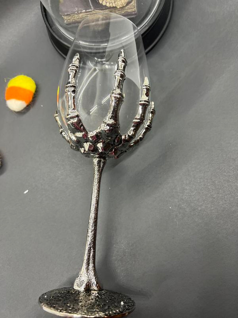 Halloween Wine Glass. Skeleton Skull Glass, Gothic Wine Glass, Halloween Party, Fall Party Home Decor, Halloween Glass,